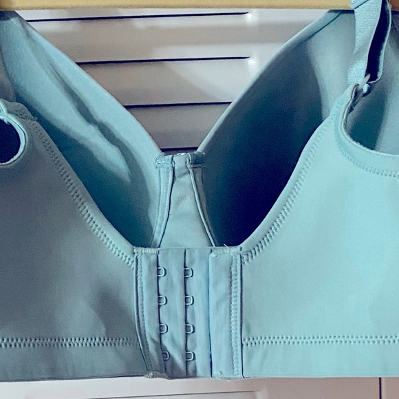 NWT VANITY FAIR, Wire Free, Bra, Light Blue, Lightly padded, Plus Sz 38DD, 38E - Picture 10 of 13